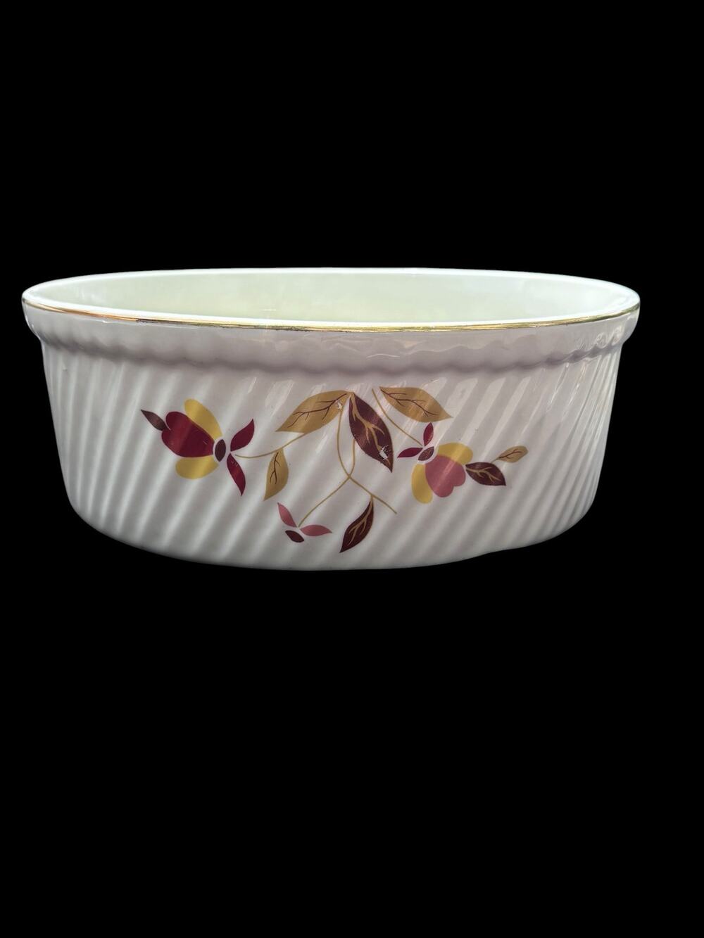 Hall Autumn Leaf 7 Inch 3 Pint French Baker Gold Rim MCM Cottagecore Ridged